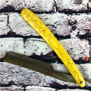 Vintage Beaver Straight Edge Razor Bakelite Handle